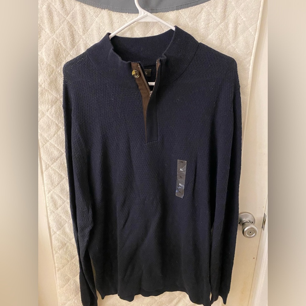 Mens XL sweater